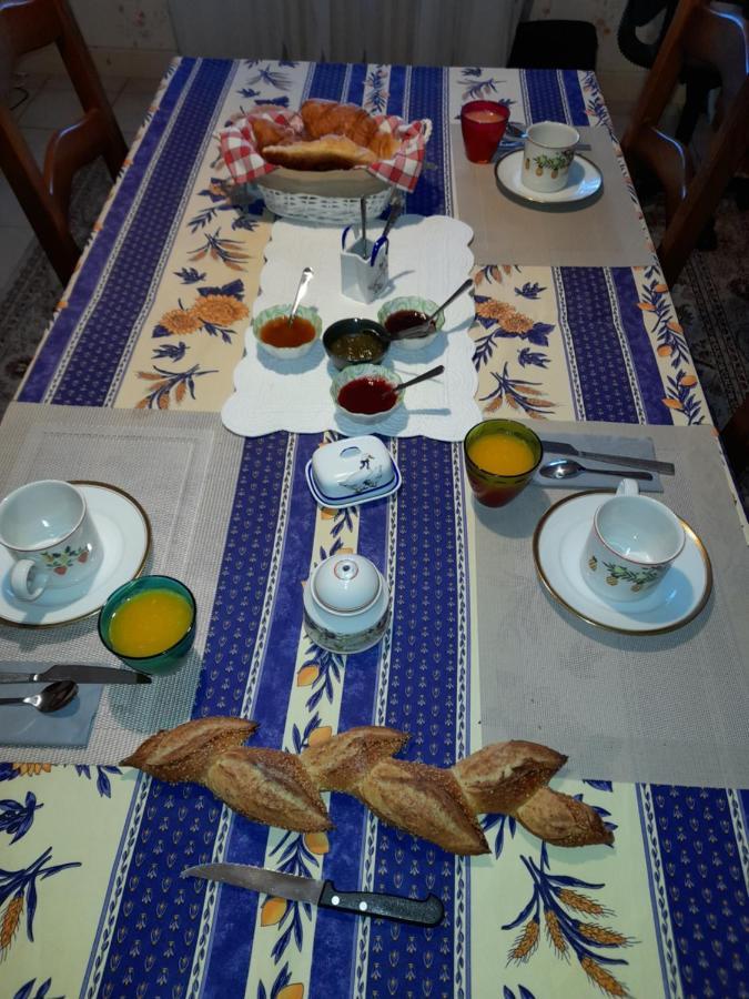 דירות Brassac  Chez Charlotte Et Michel מראה חיצוני תמונה